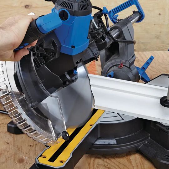 New Mastercraft Dual Bevel Sliding Mitre Saw 12 in 055 3535 0